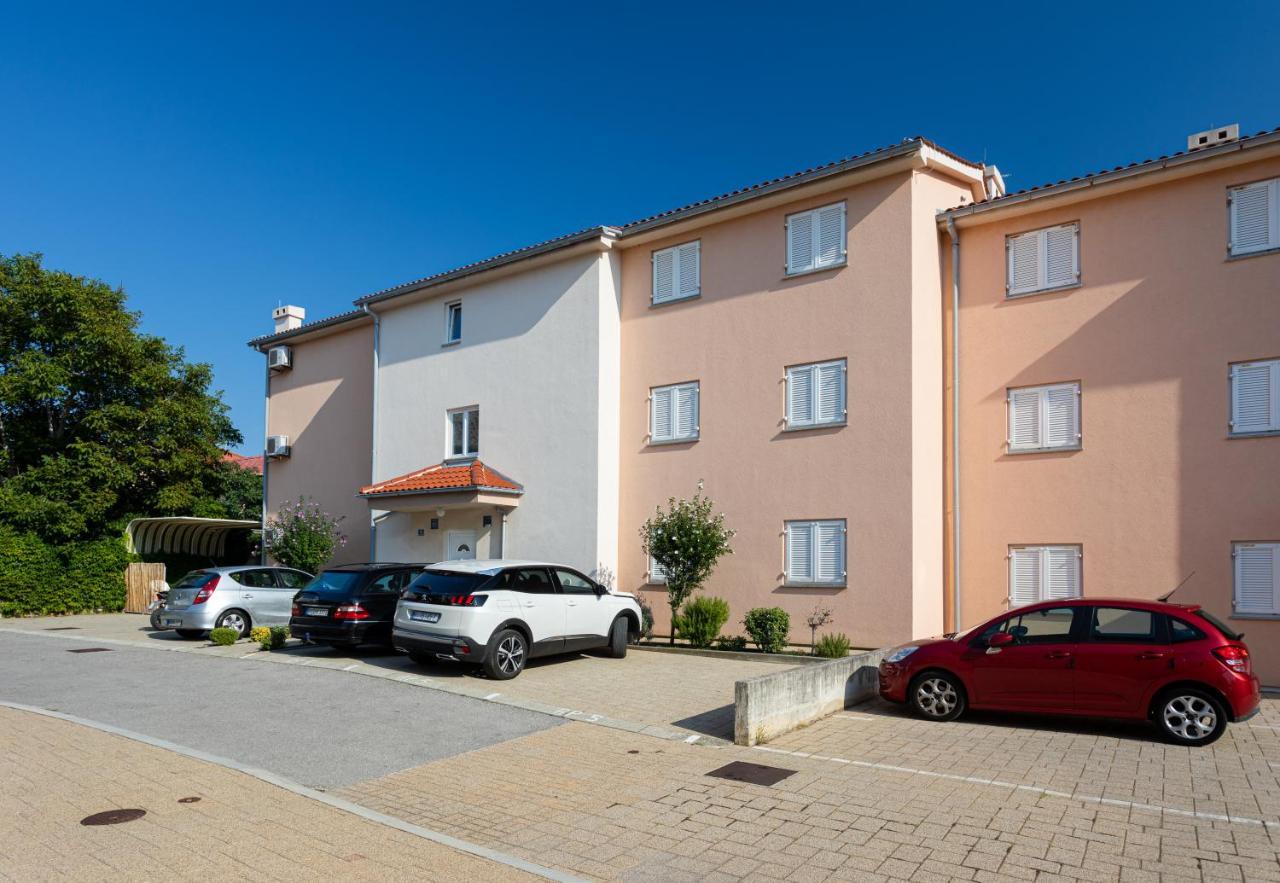 Apartments Crnekovic IV Baška Zewnętrze zdjęcie