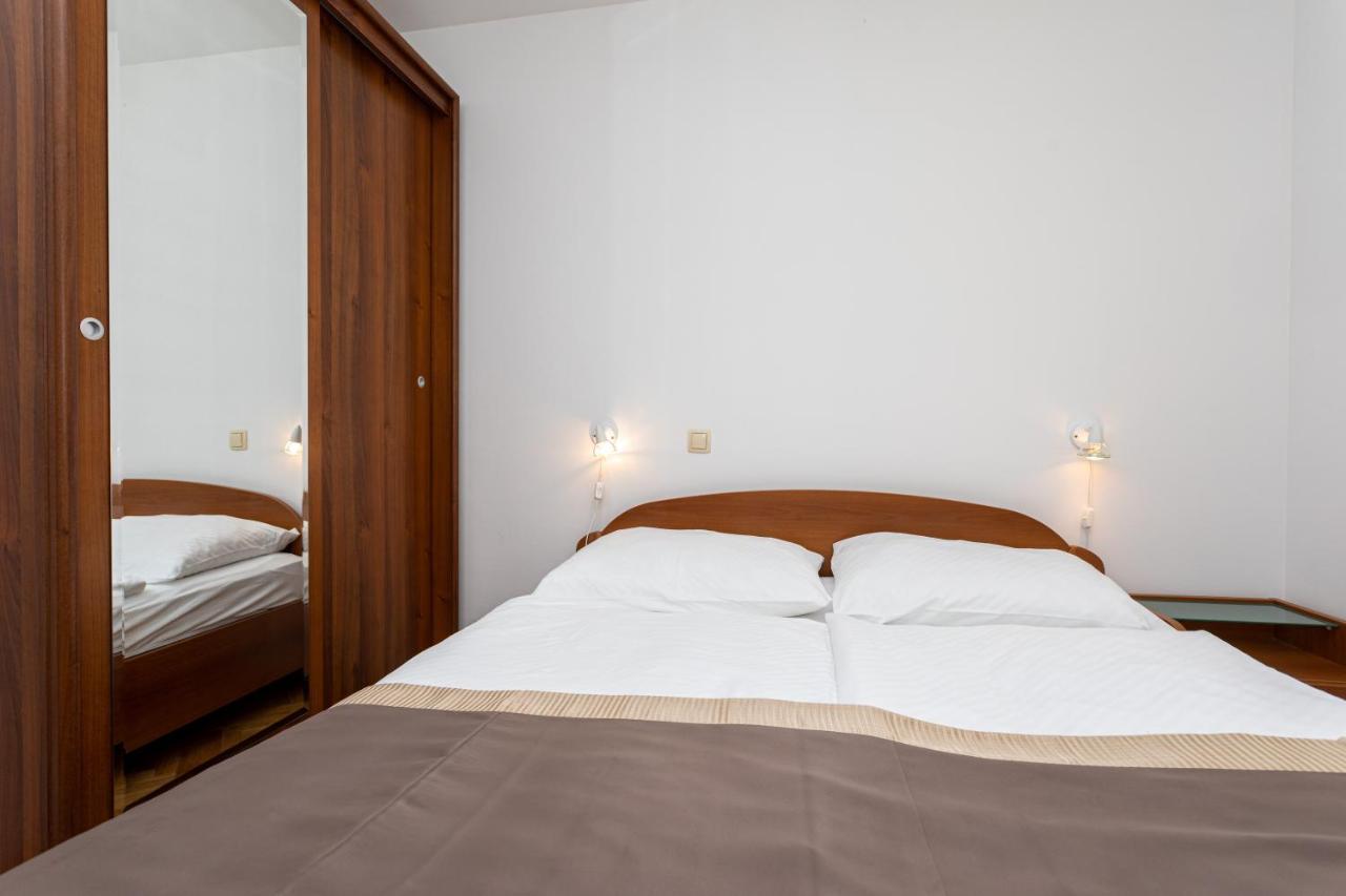 Apartments Crnekovic IV Baška Zewnętrze zdjęcie